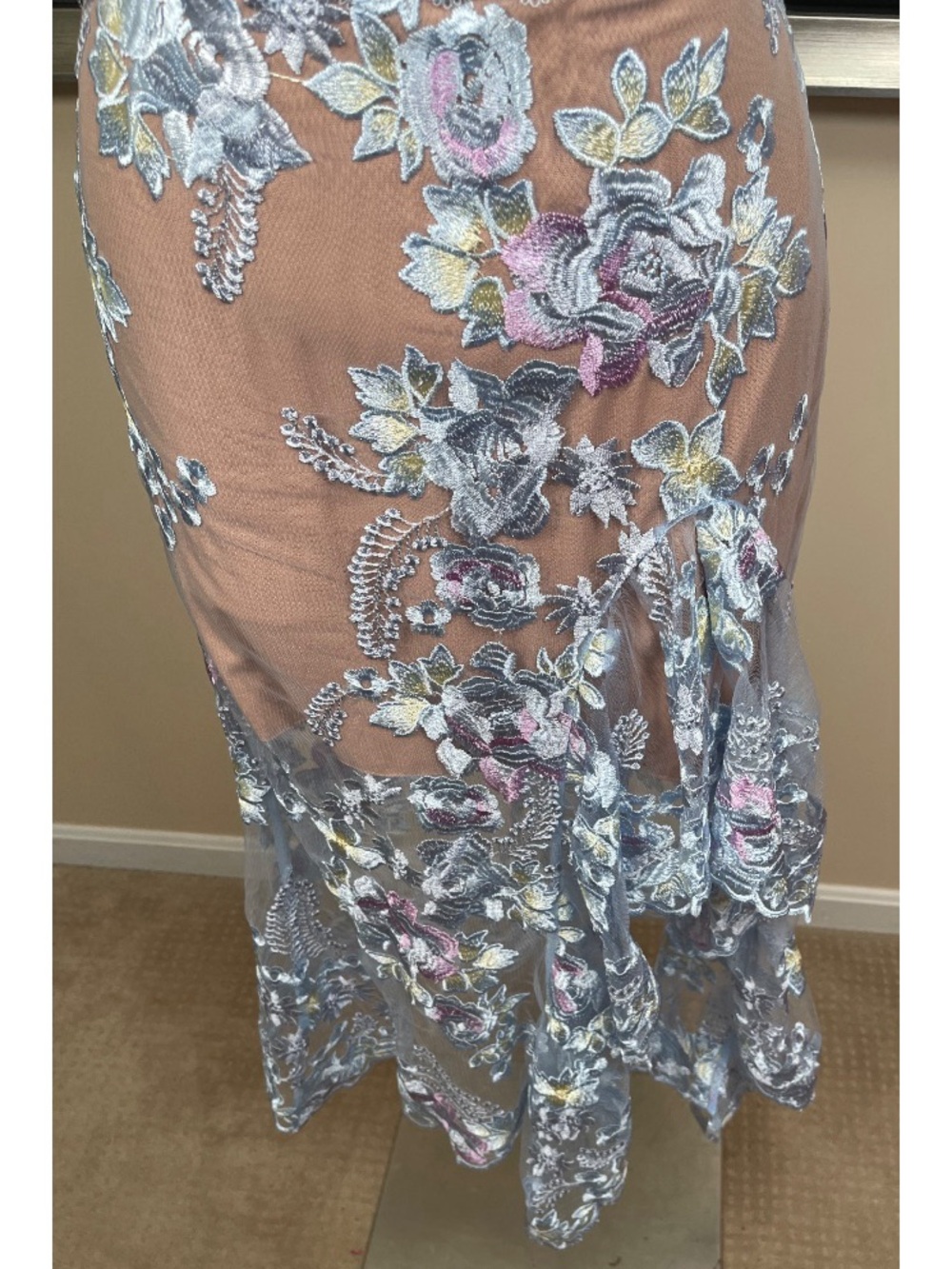 BRONX AND BANCO Eva Floral Embroidered Blue Midi Dress Size Small - Picture 4 of 7